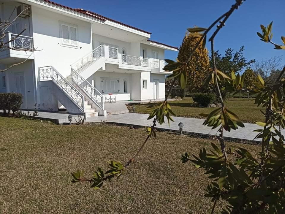 Silver Villa Raches Maisonette & Green Kouvela Exterior photo